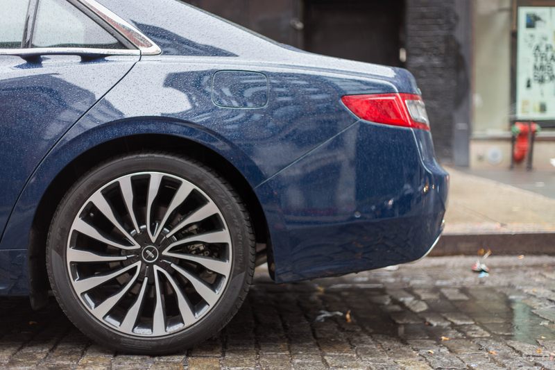 Illustration for article titled The 2018 Lincoln Continental Is The Car Lincoln Should've Made 20 Years Ago